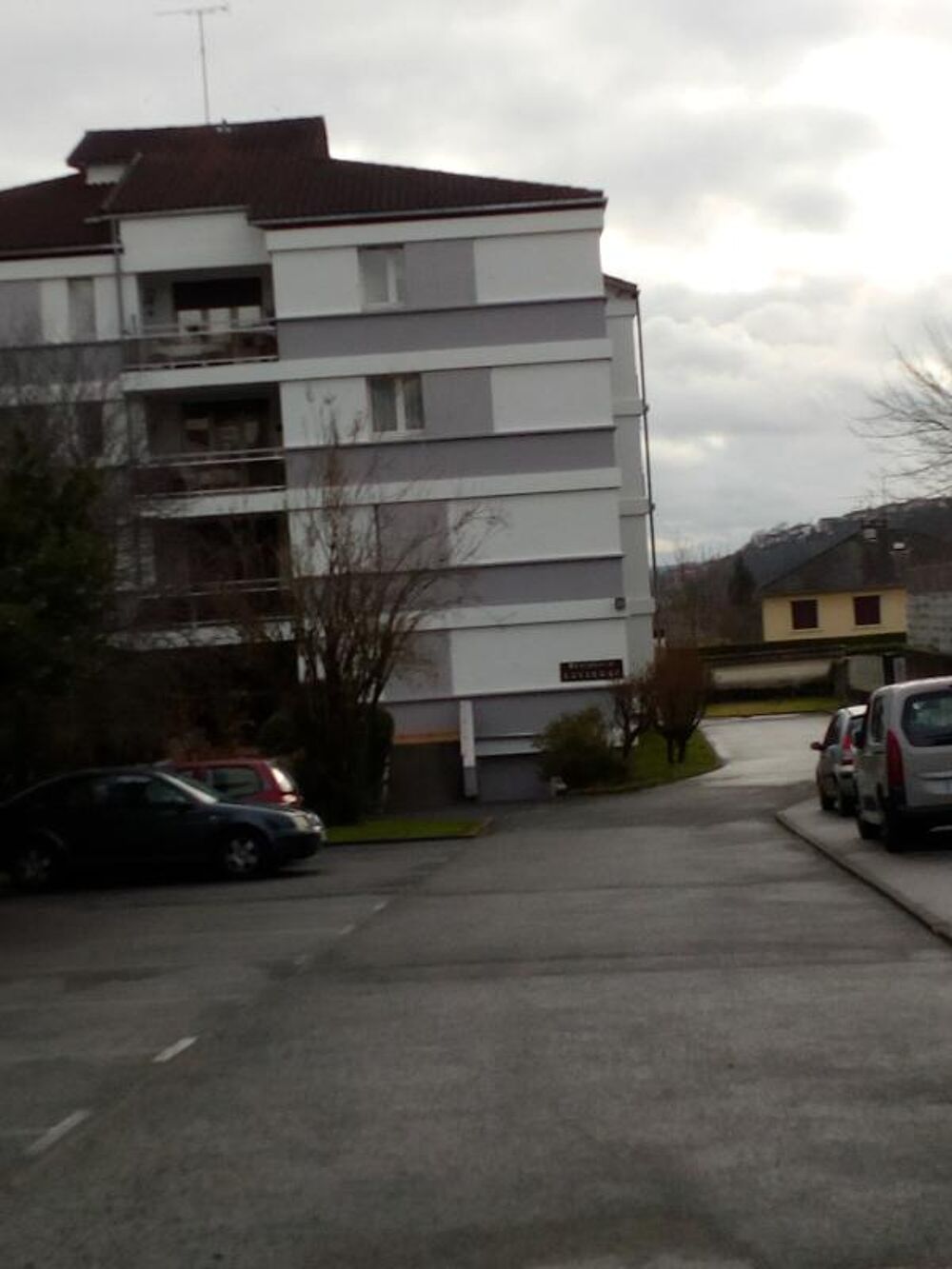 Location Appartement A LOUER T2 RESIDENCE SAVIGNAC AU 3EME ETAGE AVEC ASCENSEUR - Villefranche de rouergue