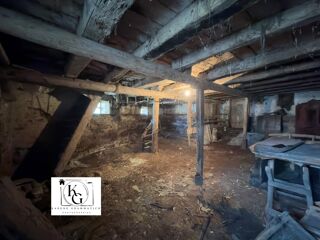  Remise / Grange à vendre 2 pièces 150 m²