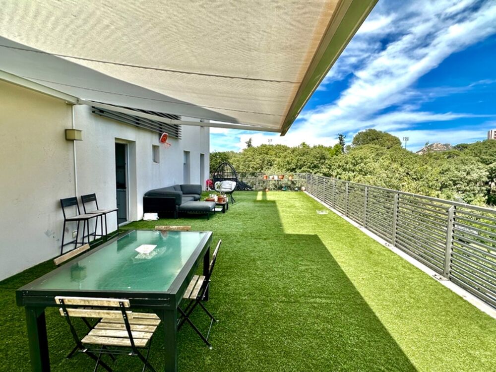 Vente Appartement MARSEILLE 10EME, T4/5 de 100m2 avec Terrasse de 86m2, Double BOX Fermé et Place de Parking Privative Marseille 10
