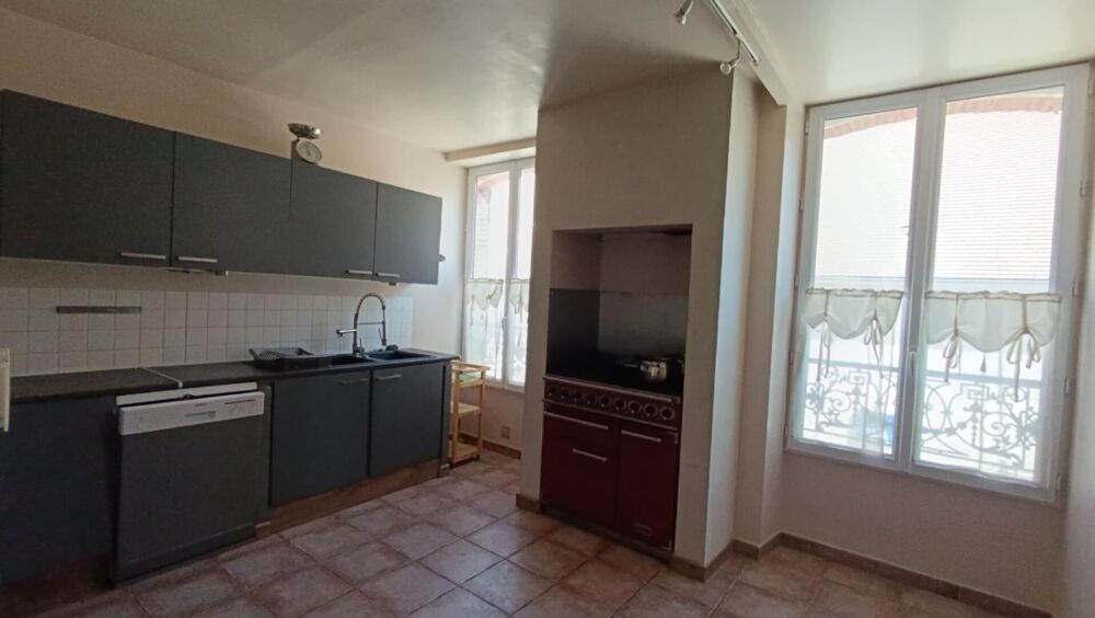Maison 9 pièce(s) 201 m2