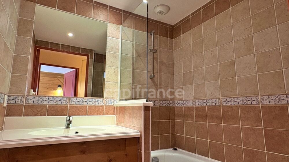 A vendre 2 pièces VILLAREMBERT (73), Votre cocon à la montagne dans une résidence avec piscine et sauna