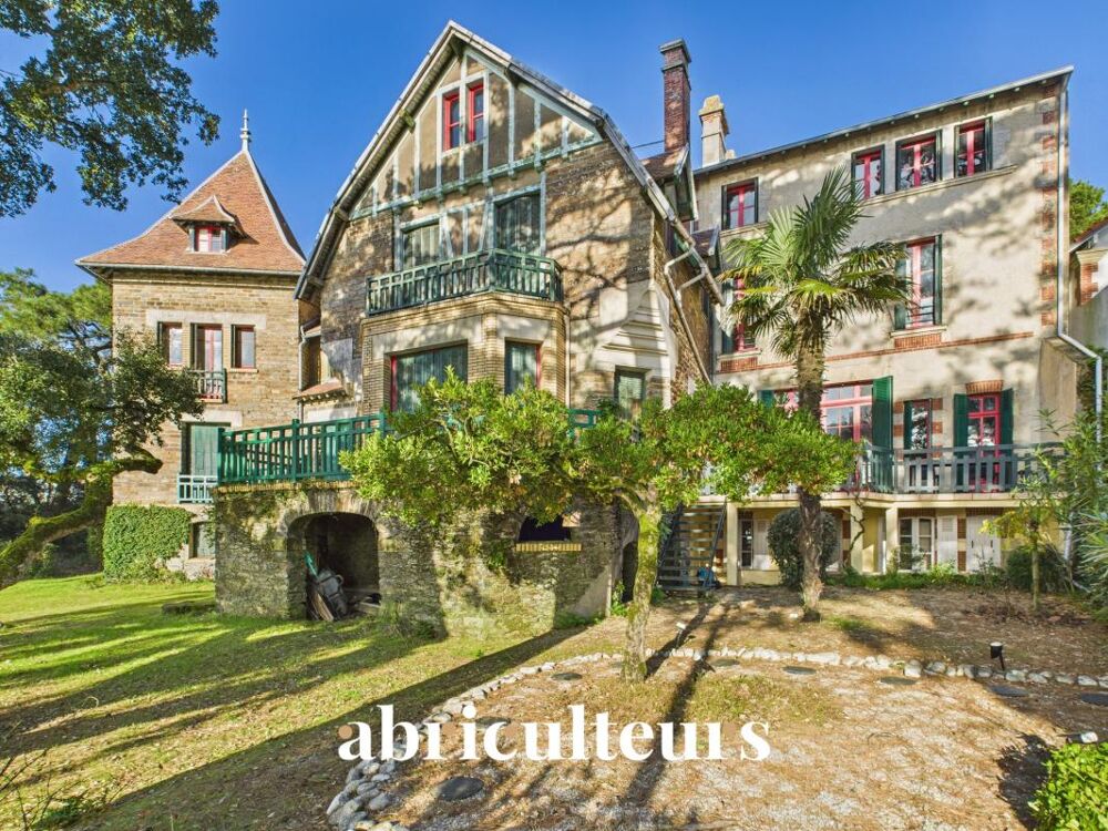 Vente Maison Majestueuse demeure historique - Parc arboré vue mer - Pornic 44210 Pornic