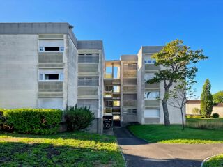  Appartement � vendre 4 pi�ces 1050 m�