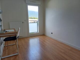  Appartement à louer 3 pièces 71 m²