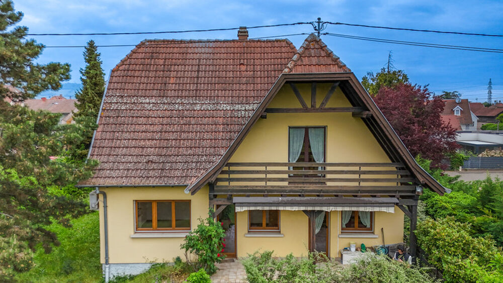 A la vente à DORLISHEIM (67) - Maison d'architecte 6 pièces Vue sur Mont Ste Odile