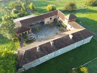 Maison à vendre 10 pièces 400 m²
