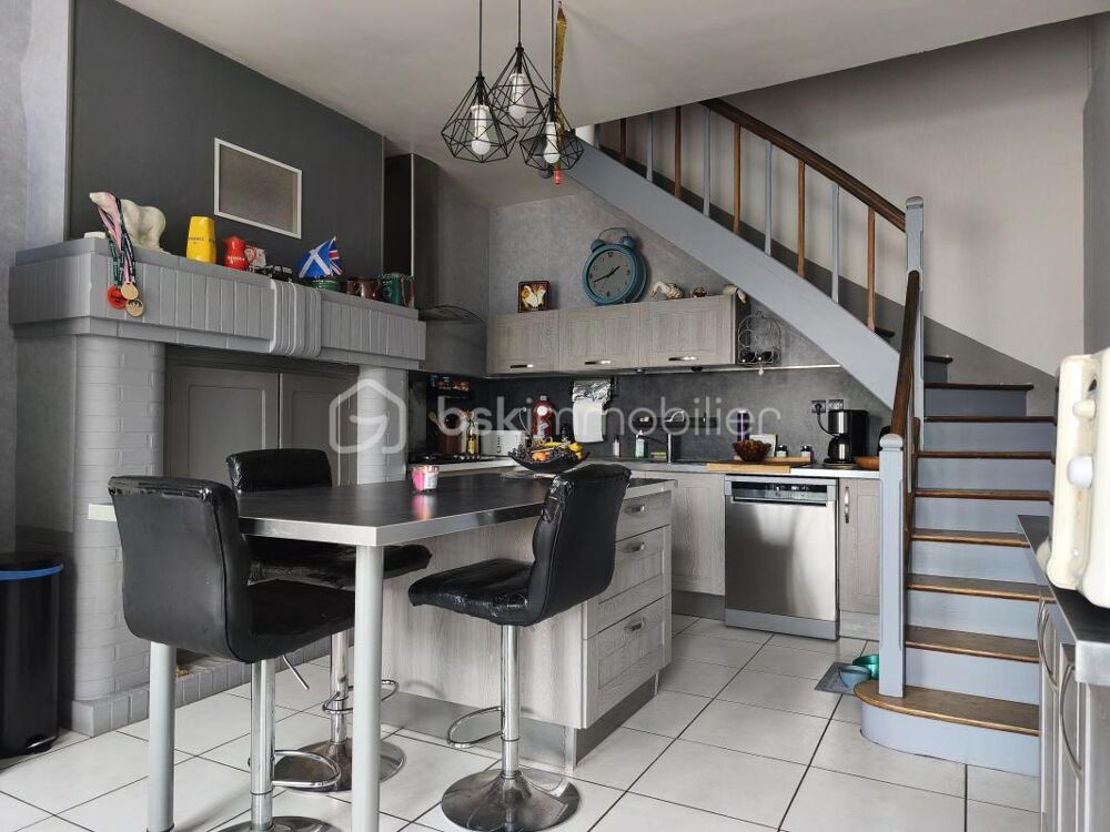 Maison en pierre de 108 m2 avec dépendance - jardin - puits