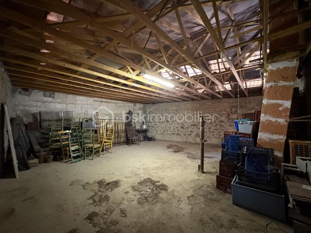 à vendre  Propriété/château Mudaison (34130)