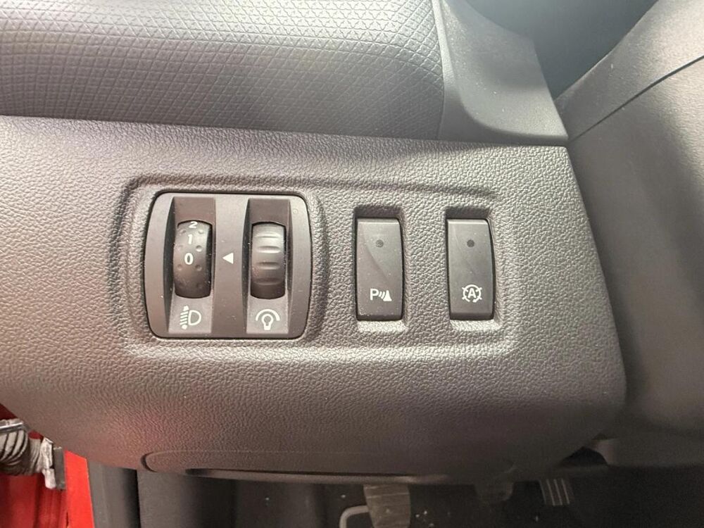 Clio Intens TCe 90 Start & Stop 2015 occasion 94100 Saint Maur Des Fossees