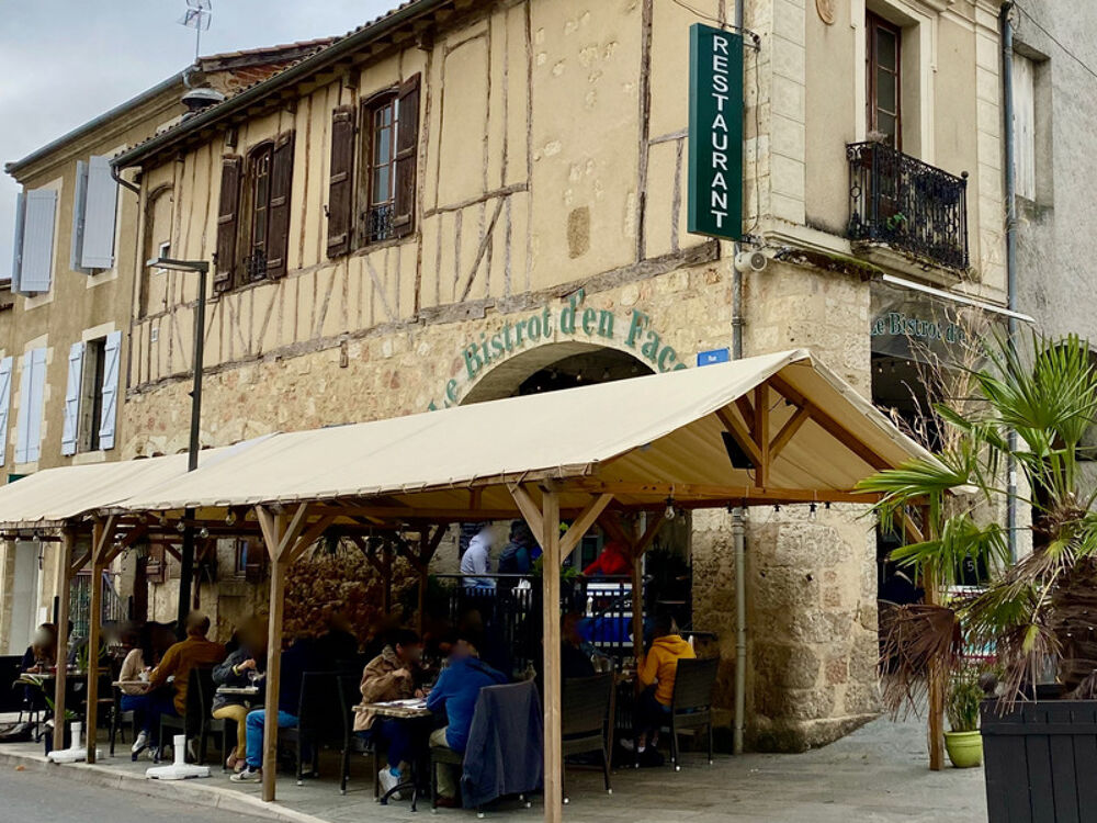   Dpt Gers (32), à vendre VIC FEZENSAC, fonds de commerce BAR-RESTAURANT - Possibilité de vente à terme 