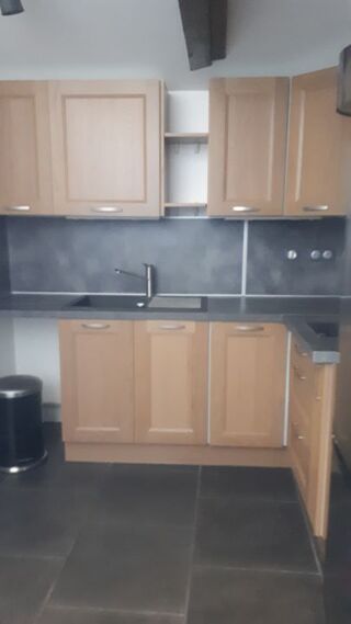  Appartement à louer 2 pièces 33 m²