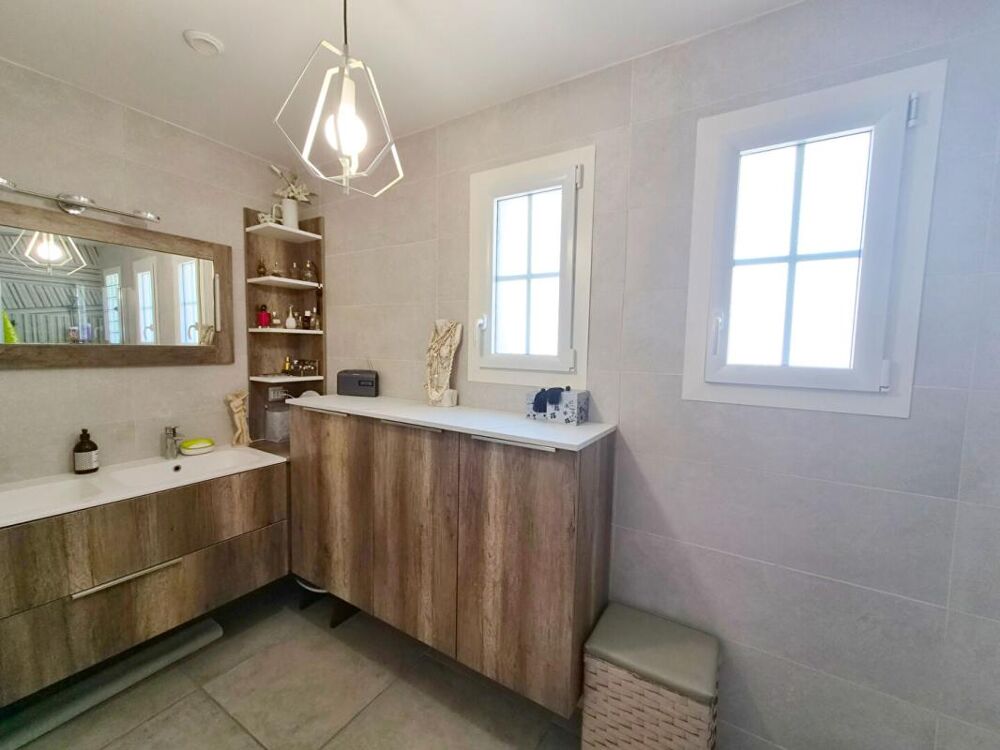 à vendre  Villa Six-Fours-les-Plages (83140)