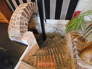  Maison � vendre 9 pi�ces 234 m�