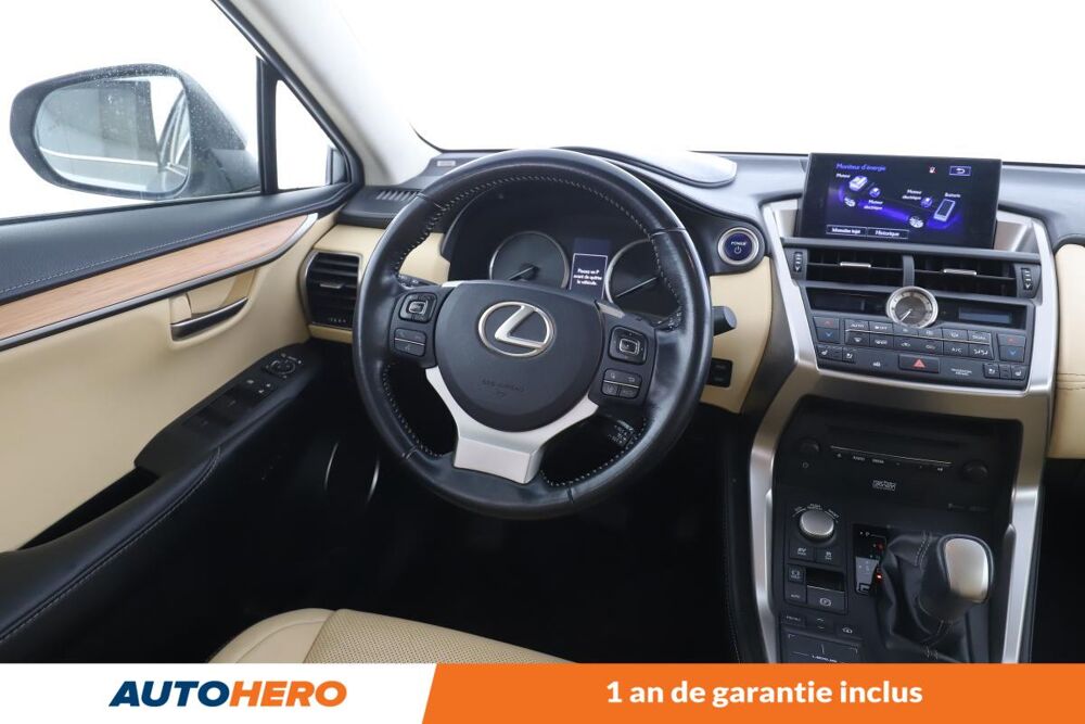 NX 300h Executive 4WD 197 ch 2015 occasion 92130 Issy-les-Moulineaux