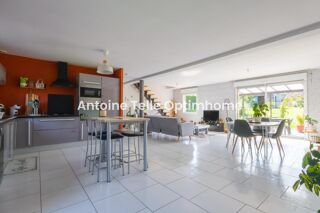  Maison 8 pièces 163 m² Poix du nord