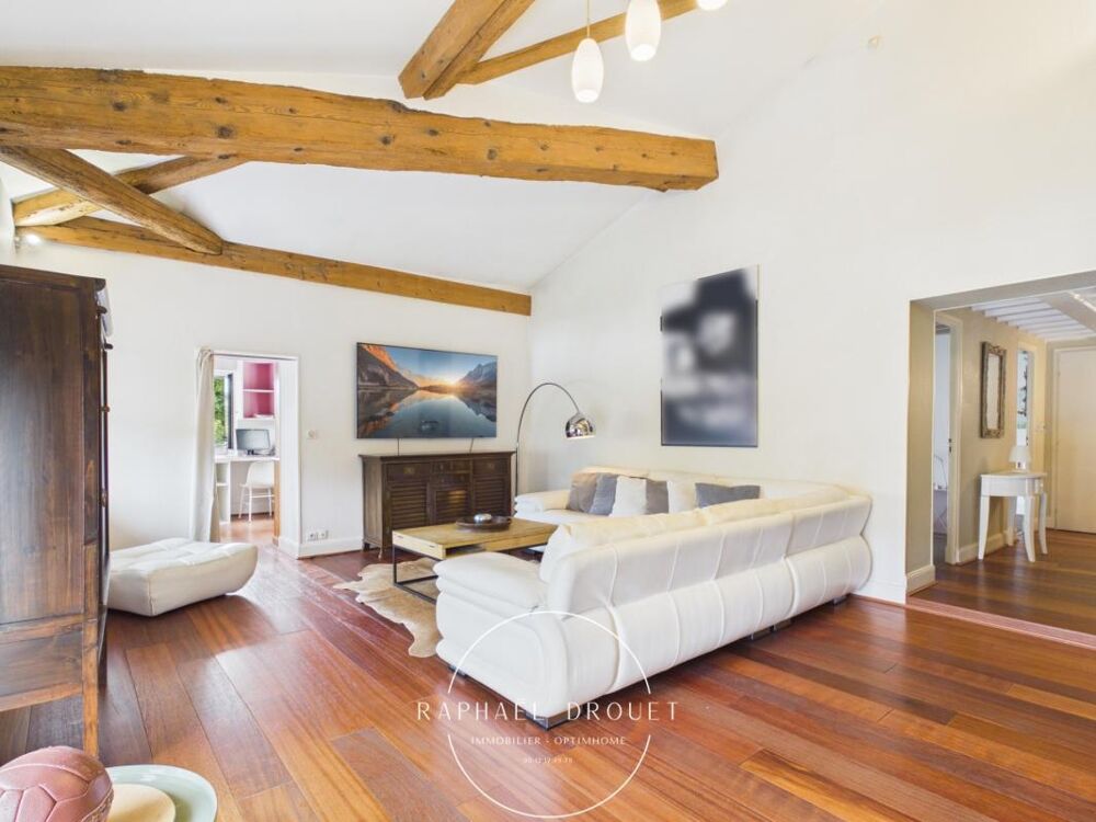 Location Duplex/Triplex COLLONGES-AU-MONT-D'OR - Duplex meublé de caractère avec 3 chambres et bureau, dans une résidence avec stationnement, parc arbor Collonges au mont d or