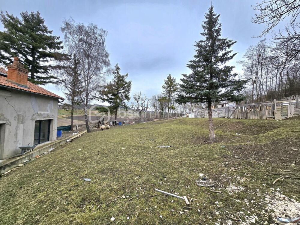 Maison à finir de rénover  180 m²  Beau potentiel  Terrain 5 010 m²  Aubiat