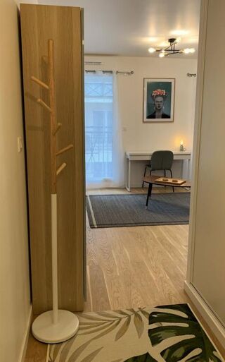  Appartement à louer 1 pièce 25 m²