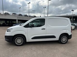Proace FOURGON 1.5 MEDIUM 130 D-4D DYNAMIC AUTO PRIX TTC 2021 occasion 78240 Chambourcy