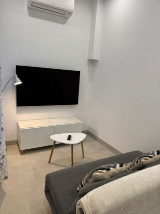  Appartement à louer 2 pièces 33 m²