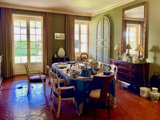  Propriété/château à vendre 10 pièces 400 m²