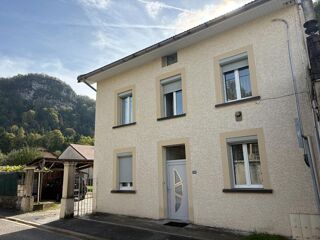 Vente Maison Immeuble Moirans En Montagne 6 pièce(s) 180m2 + terrain constructible Moirans en montagne