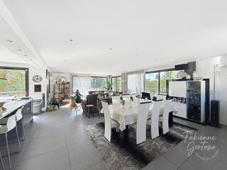 Maison à vendre 7 pièces 240 m²