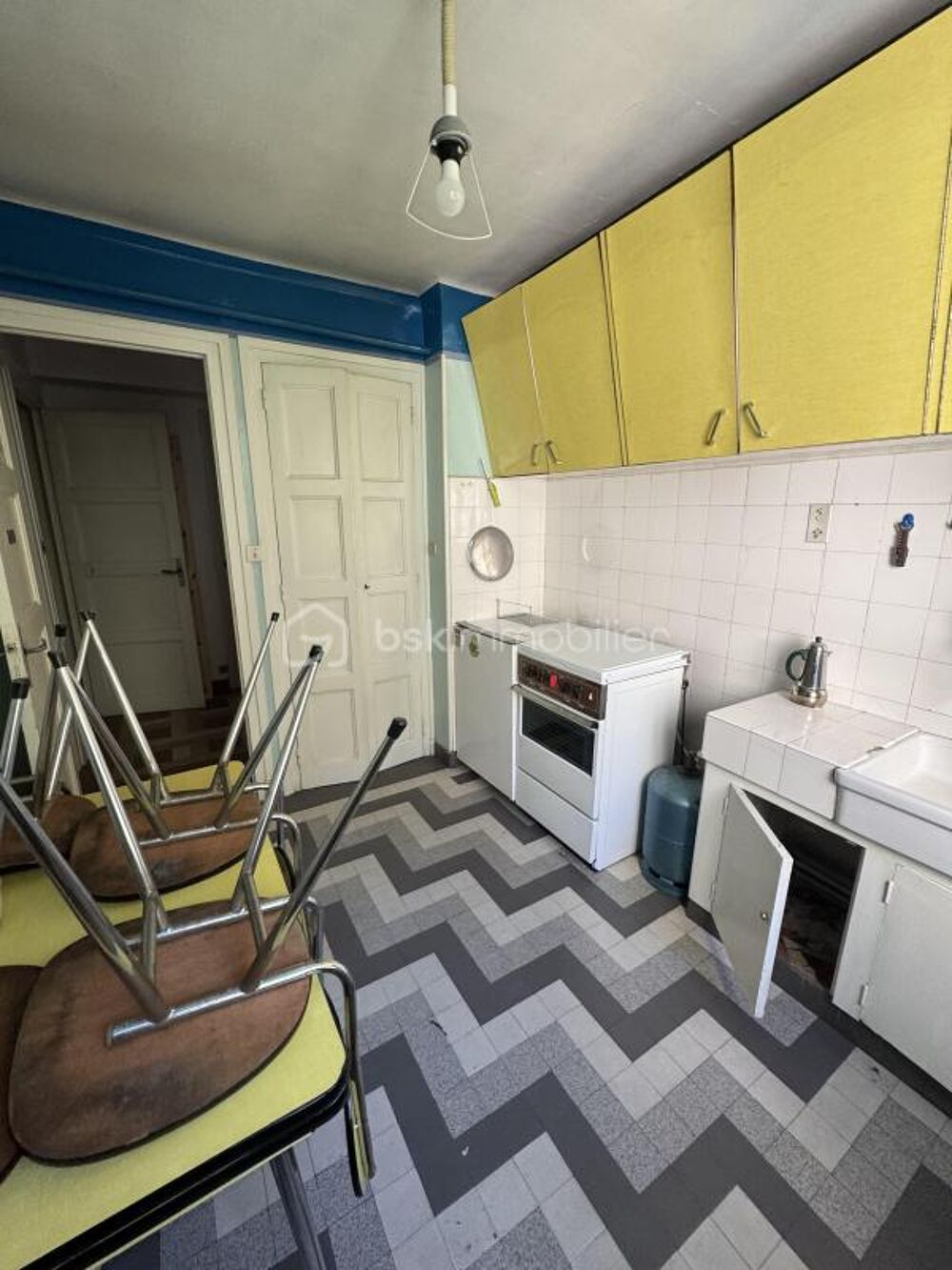Vente Appartement AppartementT3 de 45 m² à rénover, centre-ville, idéal investisseur Modane
