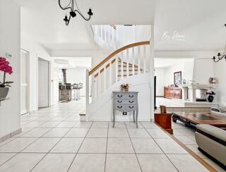  Villa � vendre 9 pi�ces 201 m�