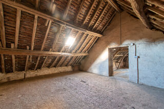  Remise / Grange � vendre 5 pi�ces 234 m� Gracay