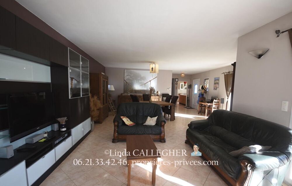 Villa 6 pièce(s) totalisant 205 m2 dont 171m2 habitables