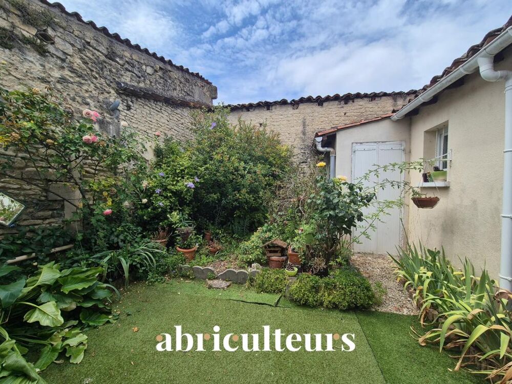 Maison 3 pièces 80 m² · à Cognac · 80 m² · 110 000 €