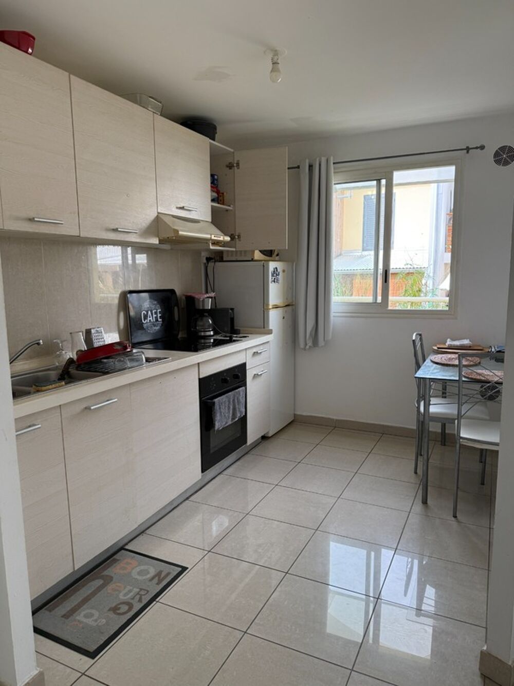 Vente Appartement Appartement à vendre 2 pièces  (974) - Quartier Domenjod Saint denis