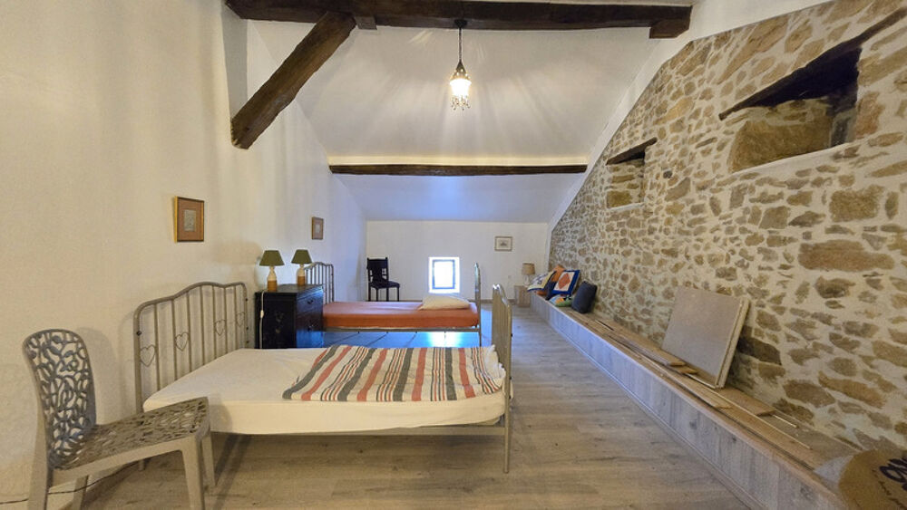 Vente Maison MAISON EN PIERRE RENOVEE 7P + JARDIN - ENVIRONNEMENT CAMPAGNE - PROCHE MONTS DE BLOND Cieux