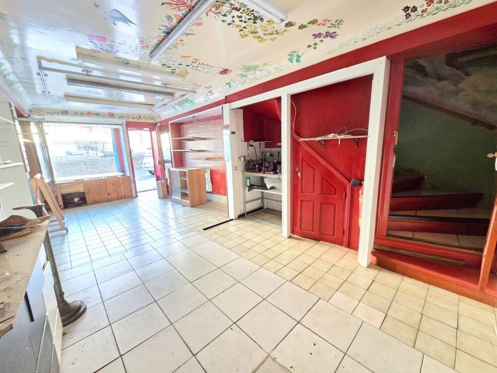 *** LOCAL COMMERCIAL + MAISON A RENOVER EN CENTRE VILLE - BILLOM 63160 ***