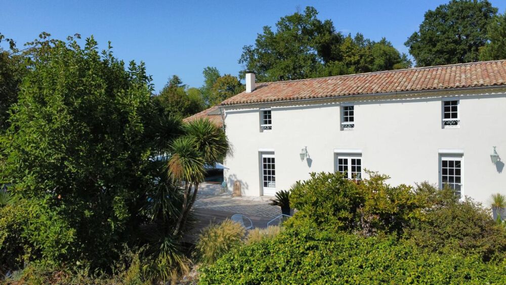 Vente Propriété/Château MAISON DE MAÎTRE EN PIERRE DU XVIIIe SIÈCLE - 350 M² - PISCINE INTÉRIEURE - PARC ARBORÉ DE 1874 M² Yvrac