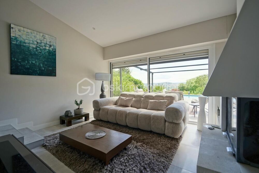 à vendre  Propriété/château Choisy (74330)