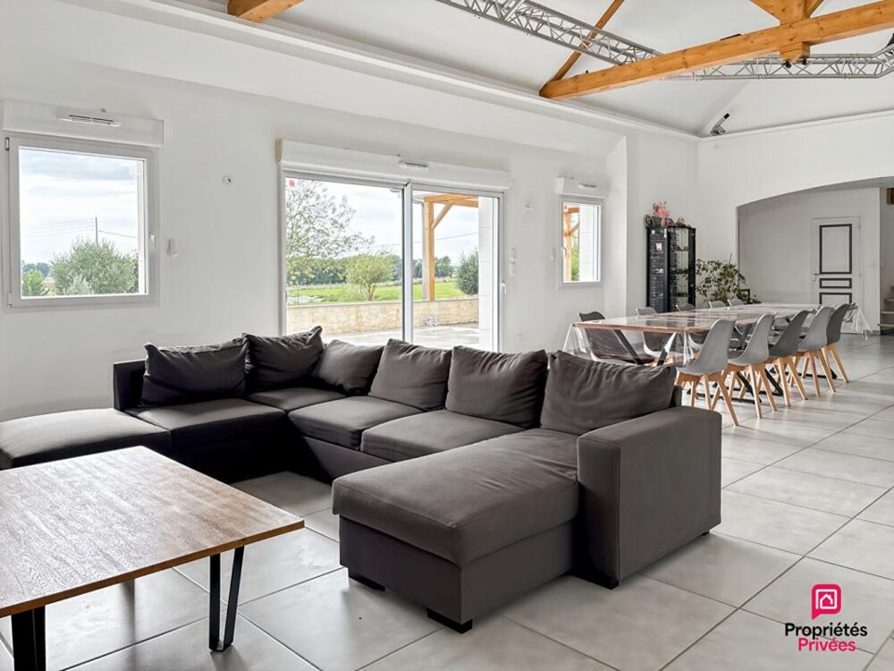 Vente Maison Maison Artheze 9 pièce(s) 249 m2 Artheze