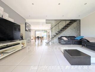  Maison à vendre 8 pièces 270 m²
