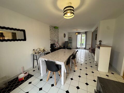   MAISON SASSAY 41700 Maison - 4 pi�ce(s) - 105 m�