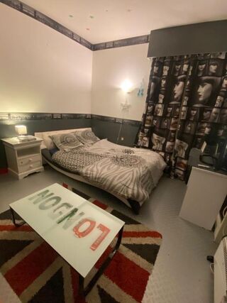  Appartement à louer 1 pièce 20 m²