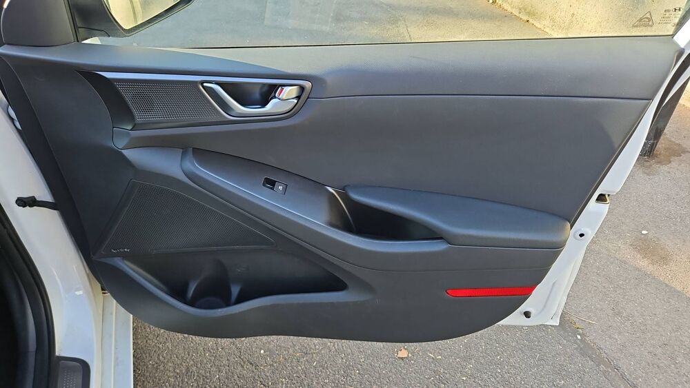 Ioniq 1.6 GDi 141 Hybrid DCT6 Creative - Automatique Entretien con 2021 occasion 93100 Montreuil