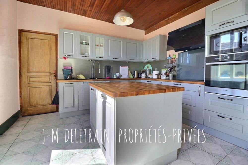 Vente Maison Maison en pierre  180 m²  Vaste pièce de vie 70 m² et préau attenant, potentiel atelier/bureau ? Saint-Antoine-de-Breuilh Saint antoine de breuilh