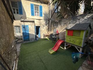  Immeuble � vendre 5 pi�ces 90 m�