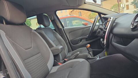 Clio 0.9 TCe 90 Intense - Entretien constructeur 2016 occasion 83600 Frejus