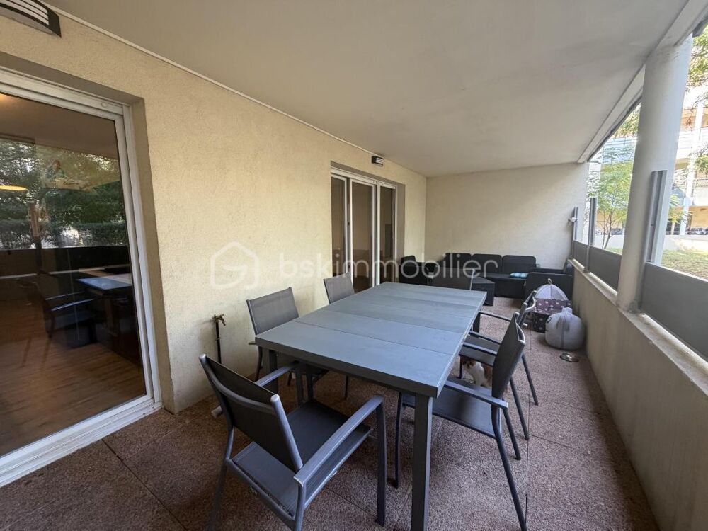Vente Appartement Superbe appartement 3 pièces rénové avec terrasses Nimes