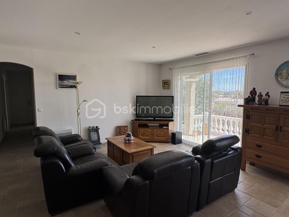 Vente Villa ** ** VILLA PLAIN-PIED 4 FACES AVEC PISCINE & VUE EXCEPTIONNELLE SUR LES CORBIÈRES ** ** Conilhac corbieres
