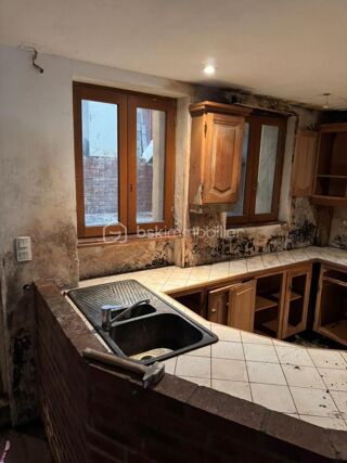  Propri�t�/ch�teau � vendre 9 pi�ces 218 m�