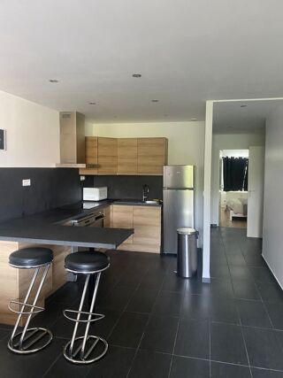  Appartement à louer 3 pièces 69 m²
