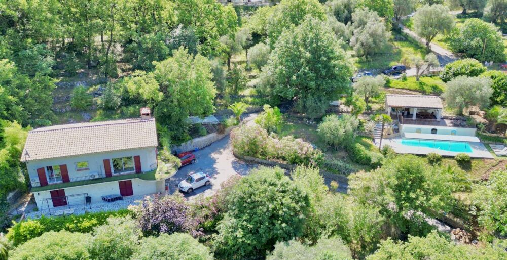 Vente Maison PROPRIETE 190 M²  constituée de 2 appartements + studio indépendant- piscine et pool-house , superbe vue panoramique Tourrettes sur loup